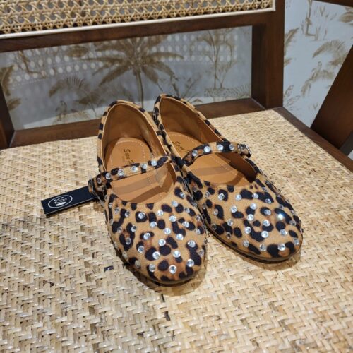 Zapato leopardo